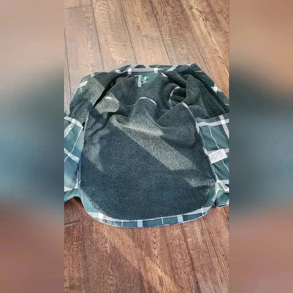 Woods Women's Evelyn Flannel Shacket Relaxed Fit Small Green Plaid - Picture 14 of 16